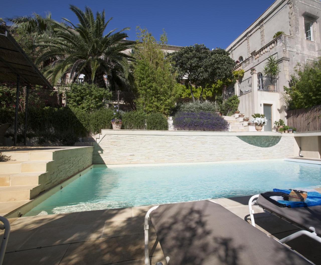 Cinq & Sept Hotel Roujan Buitenkant foto